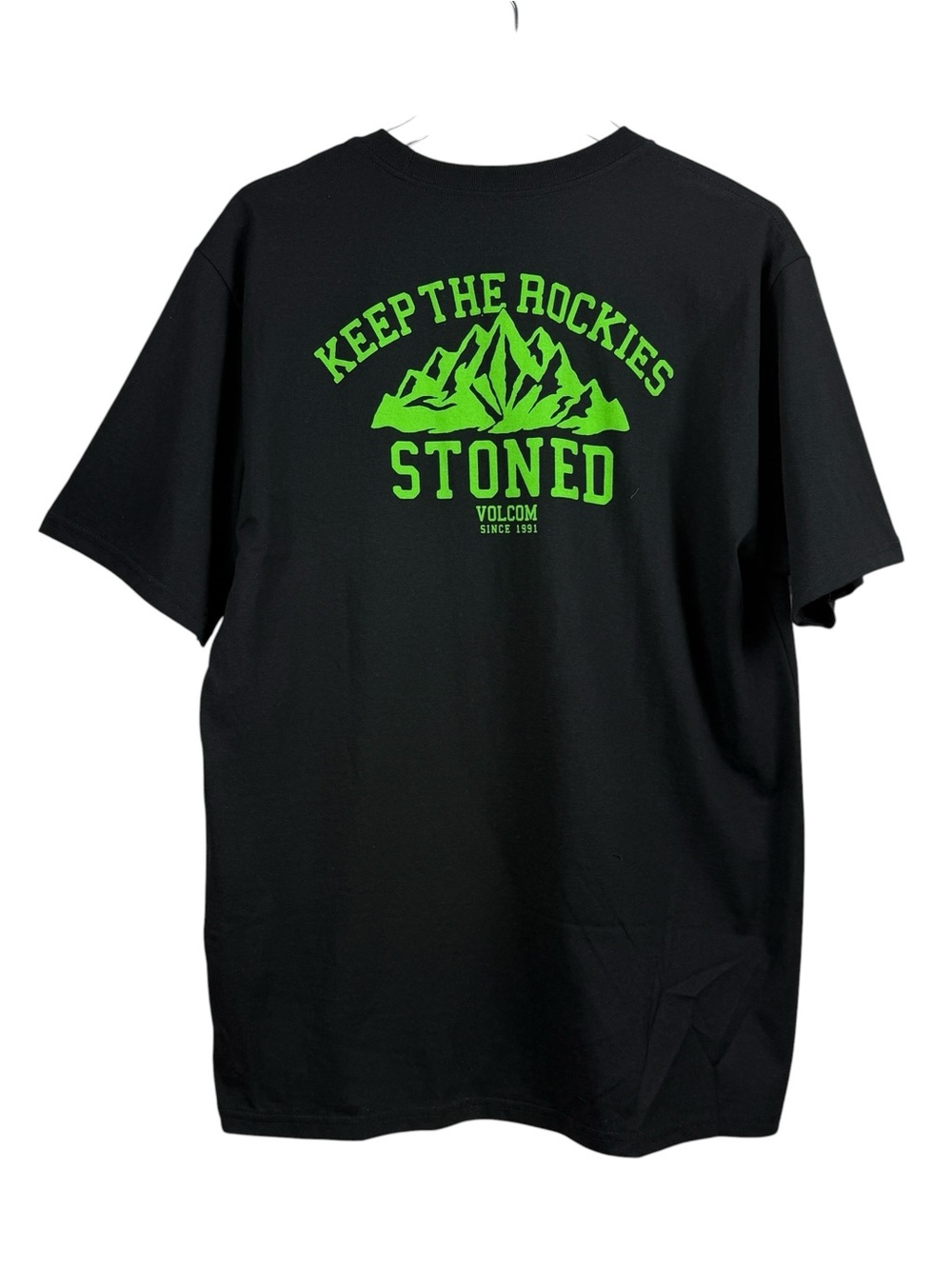 Volcom Keep The Rockies Stoned Black Graphic T-Shirt Men's Size L NWT